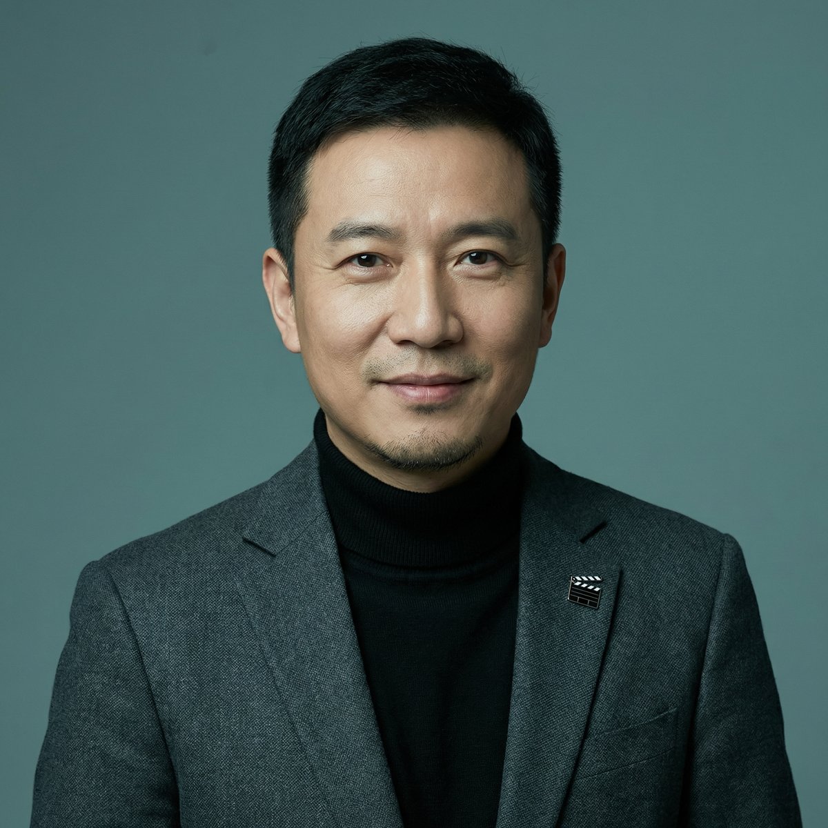 蜜桃视频影视导演顾问